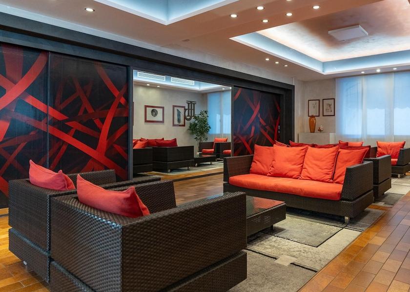 Lombardy Gallarate Lobby