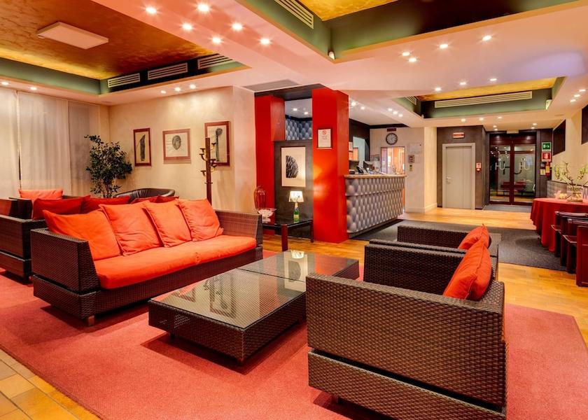 Lombardy Gallarate Lobby