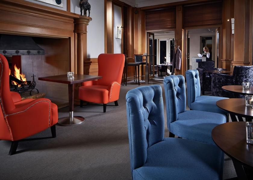 England East Grinstead Bar