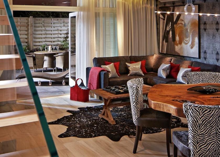 England East Grinstead Room