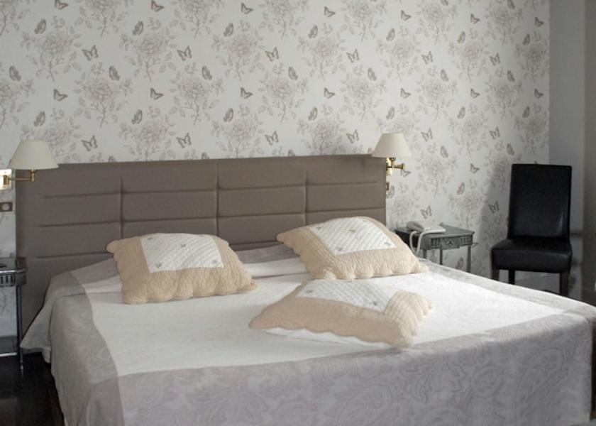Occitanie Les Angles Room