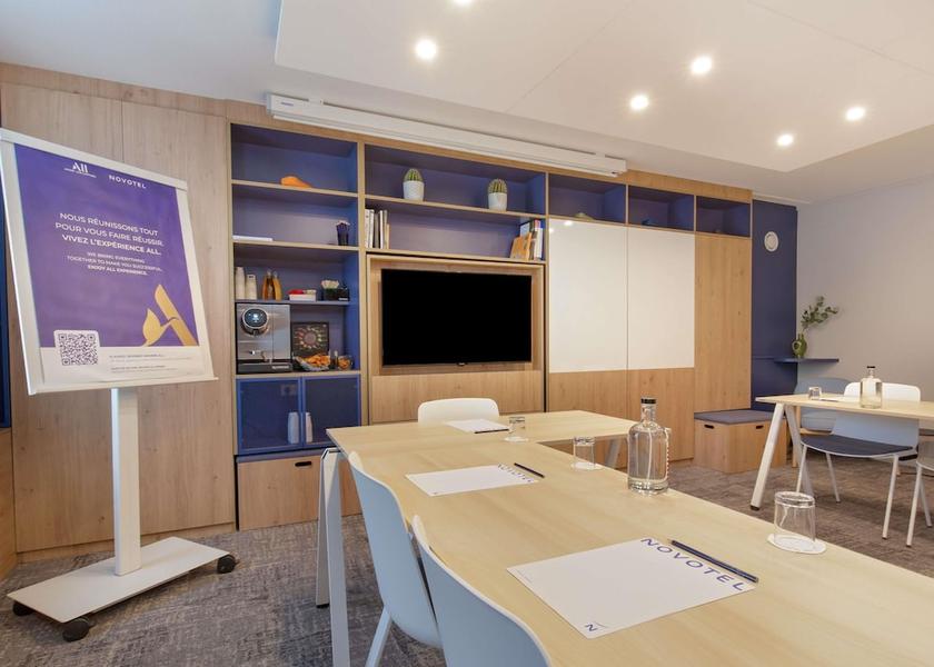 Provence-Alpes-Côte d'Azur Aix-en-Provence Meeting facility