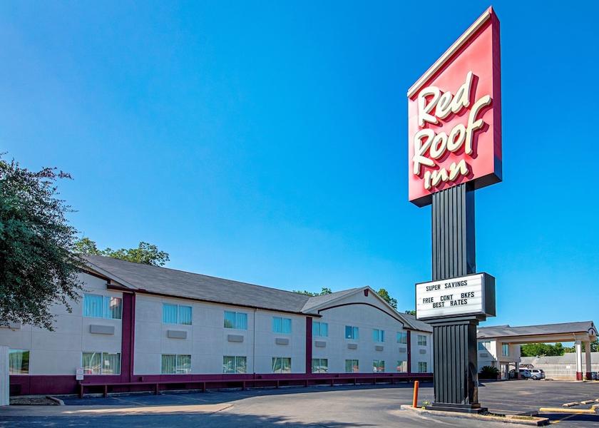 Texas San Marcos Exterior