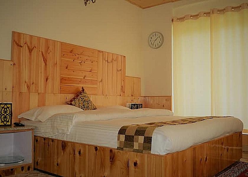 Himachal Pradesh Manali Superior Room