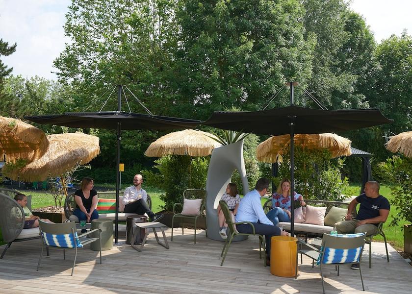 Île-de-France Collegien Outdoor dining