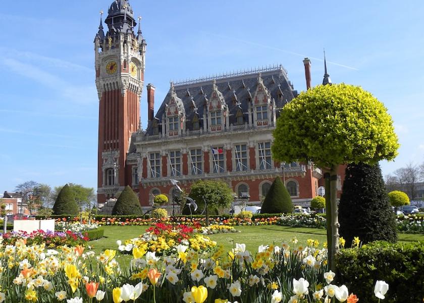 Hauts-de-France Calais Exterior Detail