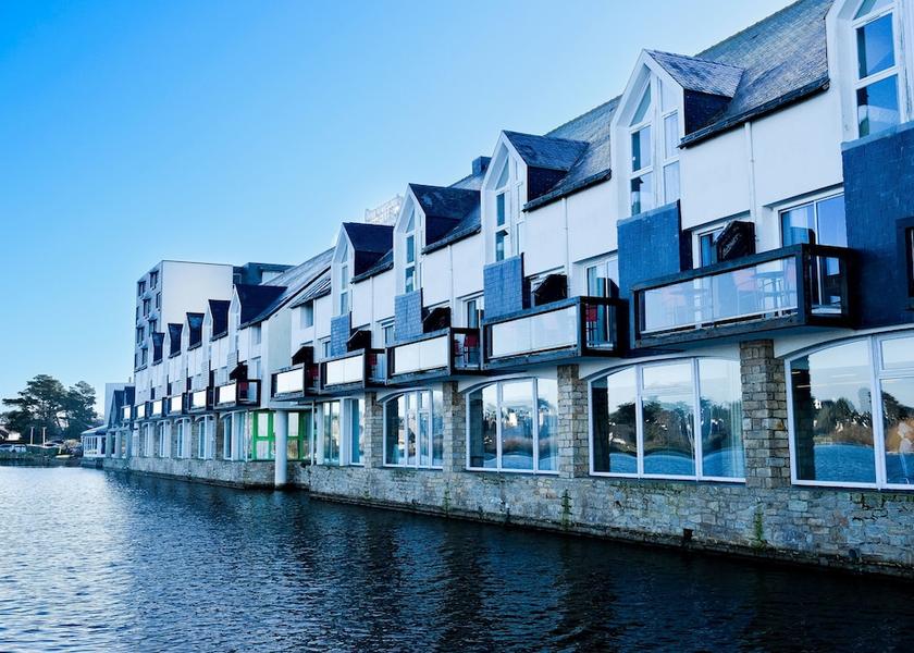 Brittany Carnac Facade