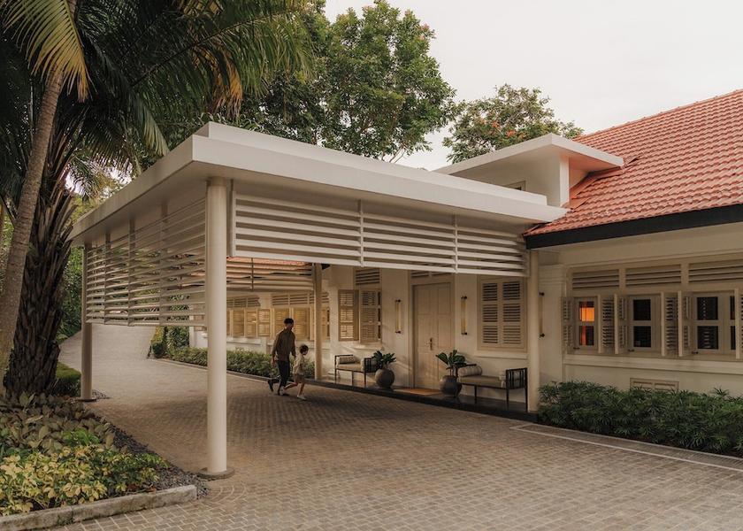  Singapore Exterior