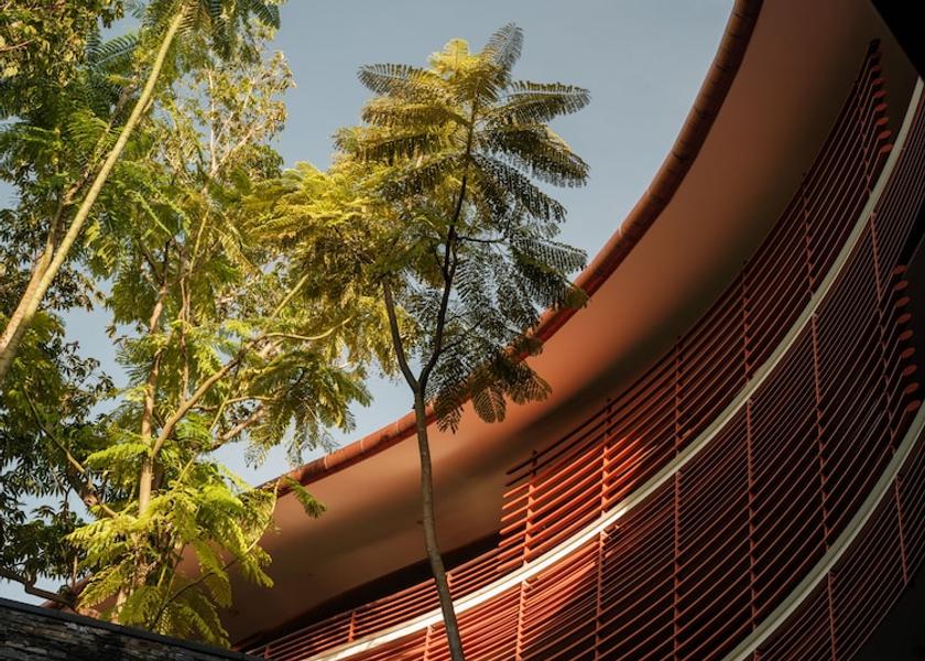  Singapore Exterior