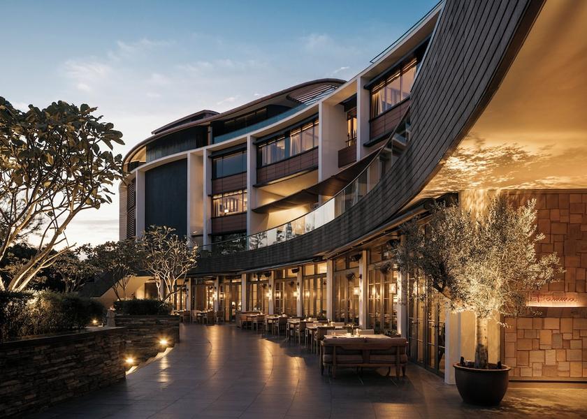 Singapore Exterior