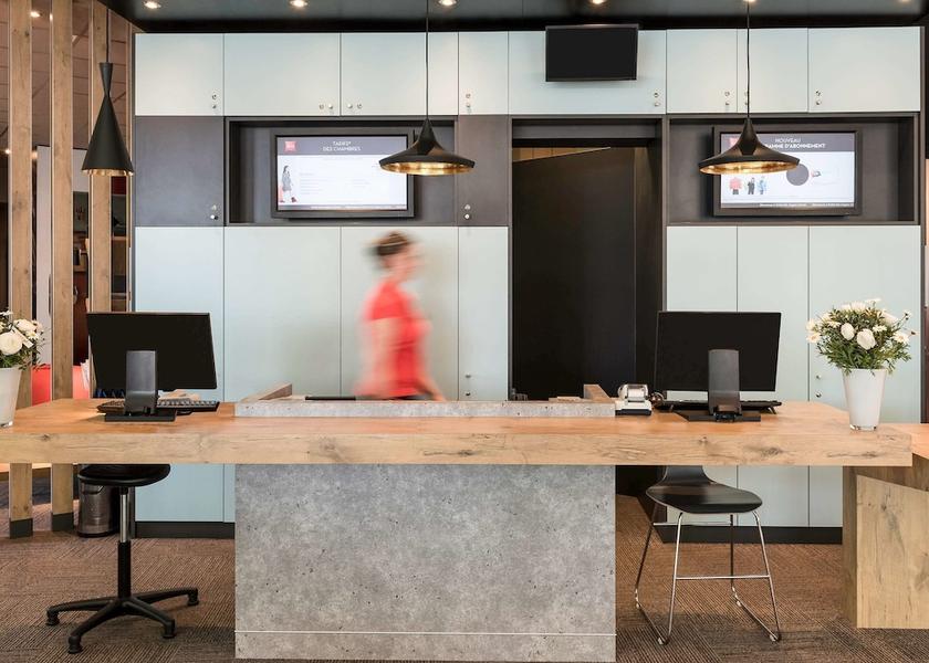 Pays de la Loire Angers Reception