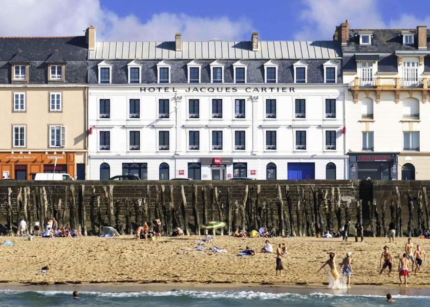 Brittany Saint-Malo exterior view