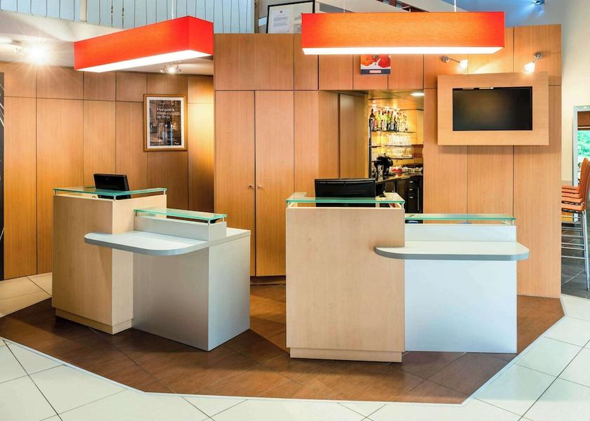 Auvergne-Rhone-Alpes Bourg-en-Bresse Reception