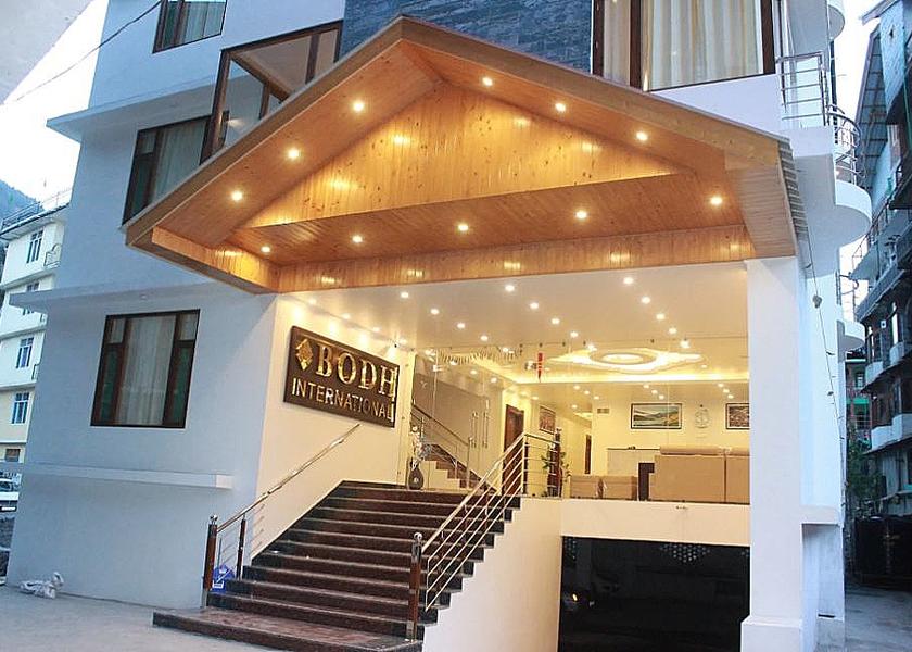 Himachal Pradesh Manali Hotel Exterior