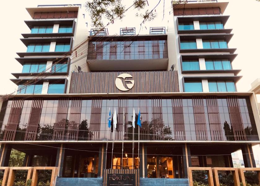 Tamil Nadu Vellore Hotel Exterior