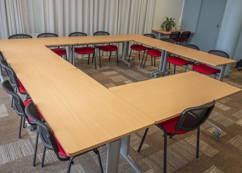 Grand Est Saint-Die Meeting Room