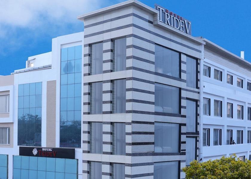 Uttar Pradesh Varanasi Exterior view
