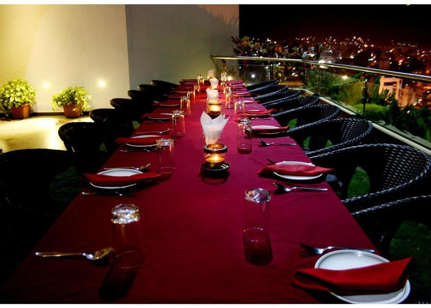 Maharashtra Satara Hotel View
