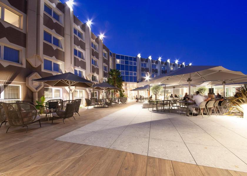 Auvergne-Rhone-Alpes Clermont-Ferrand facilities