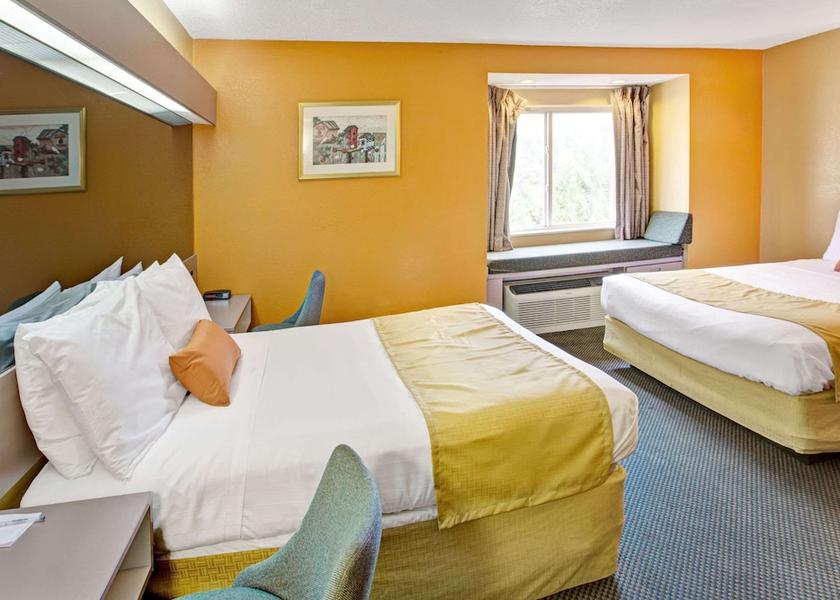 Tennessee Gatlinburg Room