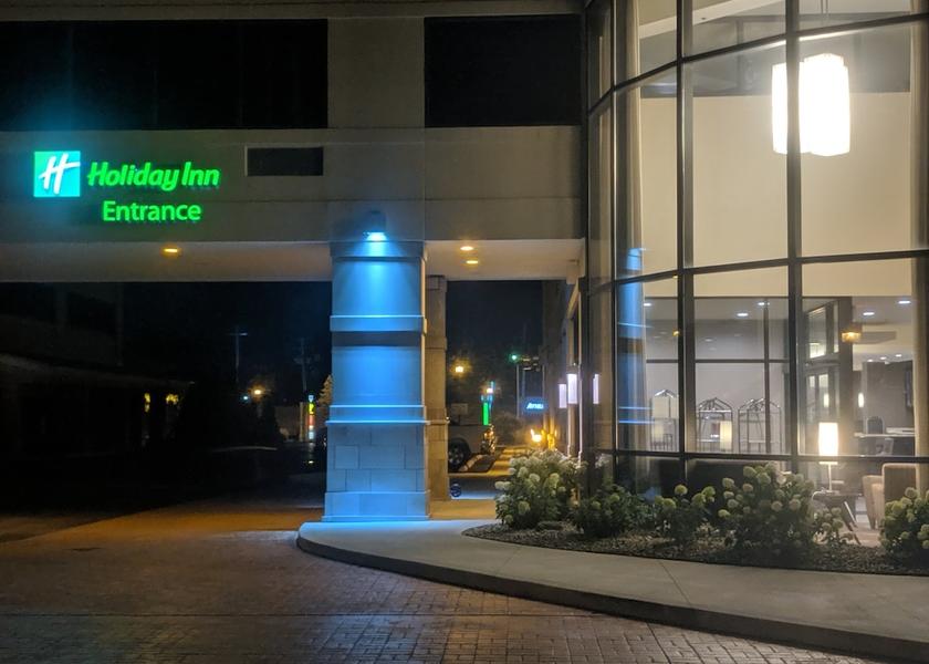 Illinois Champaign Facade