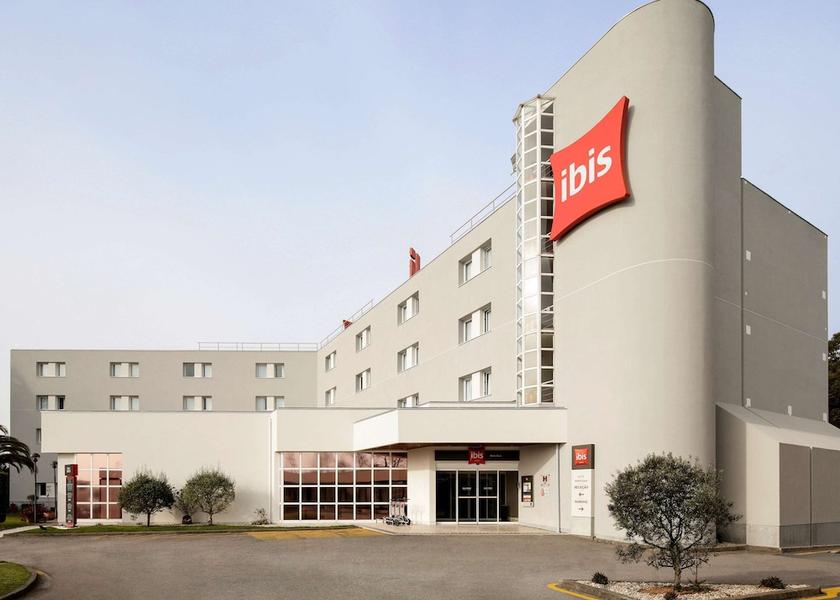 Norte Vila Nova de Gaia Exterior Detail