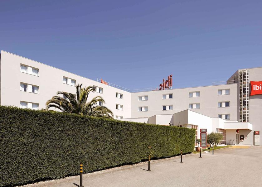 Norte Vila Nova de Gaia Exterior Detail