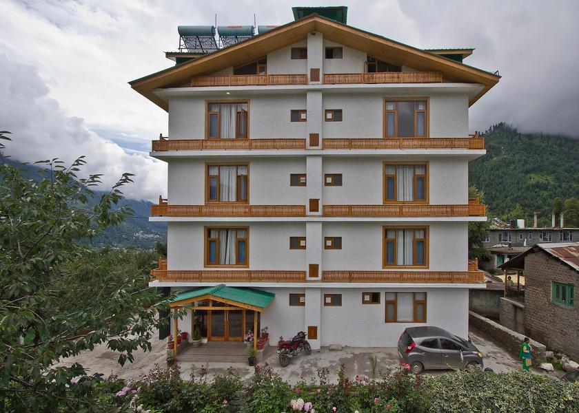 Himachal Pradesh Manali Hotel Exterior