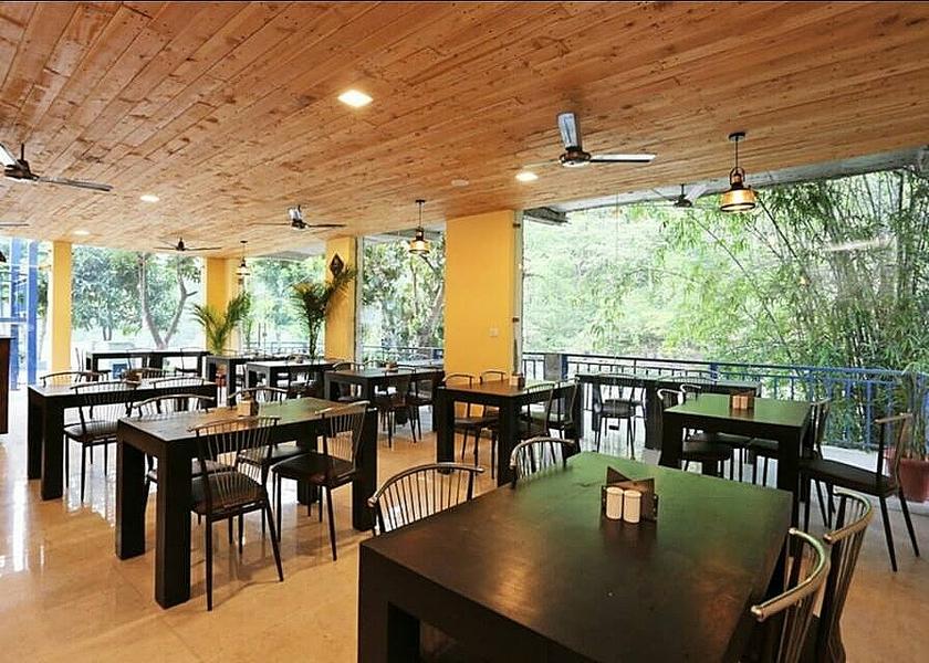 Uttarakhand Rishikesh Dining Area