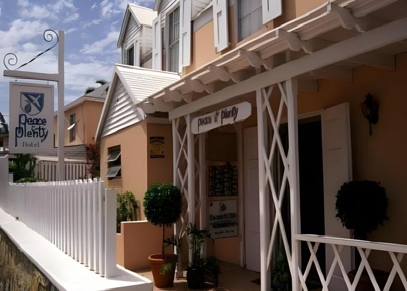 Exuma George Town Hotel Exterior