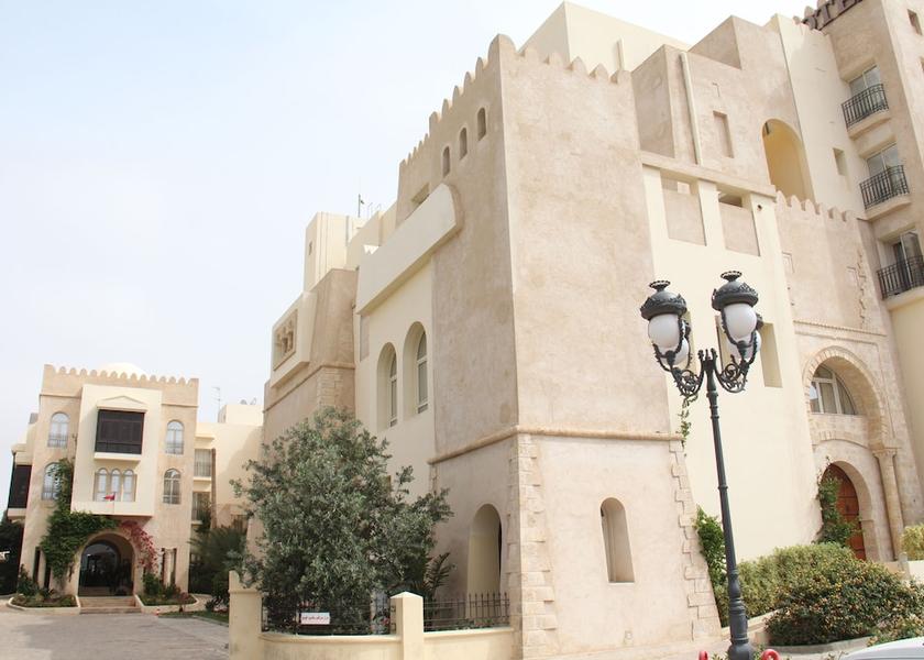  Sfax Exterior Detail