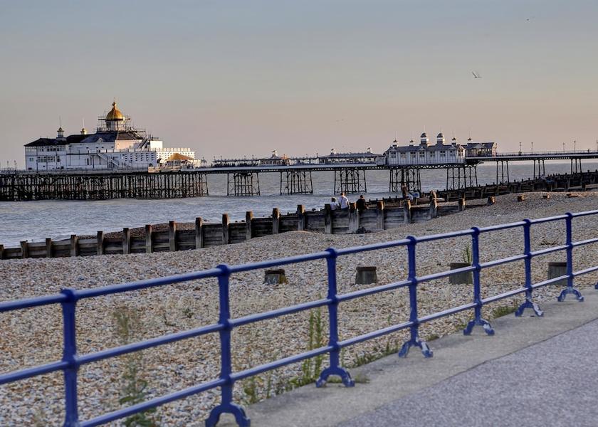 England Eastbourne Beach/Ocean View
