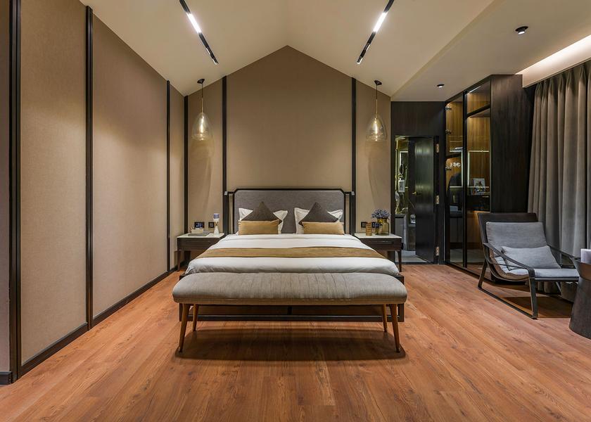 Gujarat Ahmedabad Club Suite with Balcony