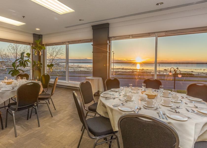 Quebec Rimouski Meeting Room