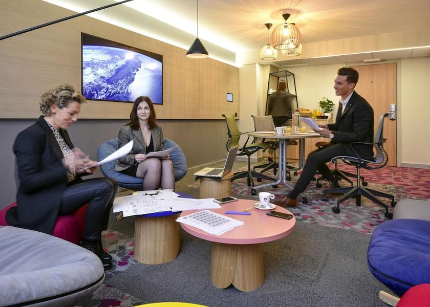 Walloon Region Wavre Meeting Room