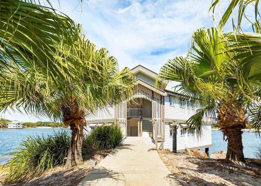 Queensland Sunshine Coast Room