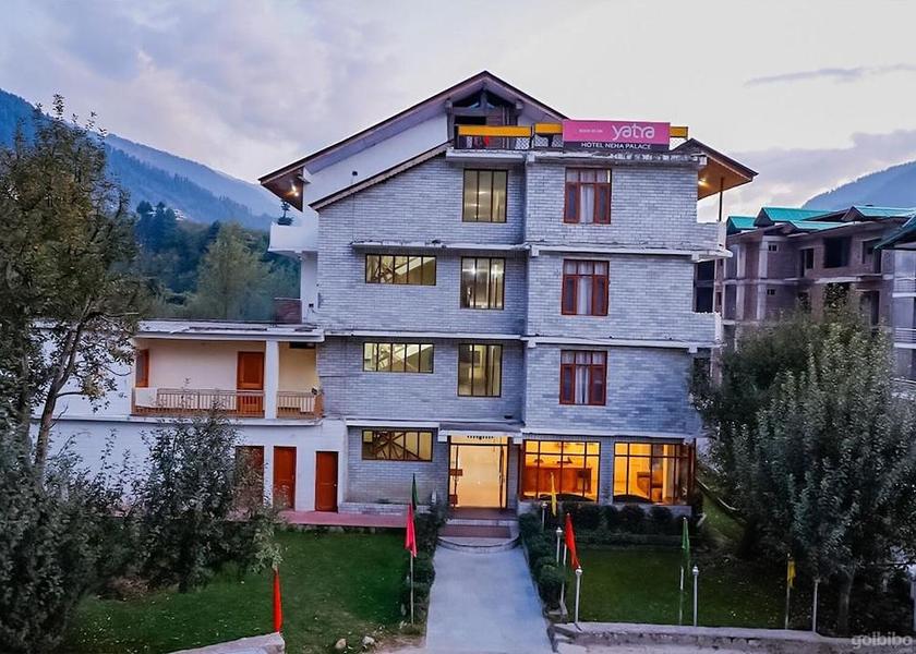 Himachal Pradesh Manali Hotel Exterior