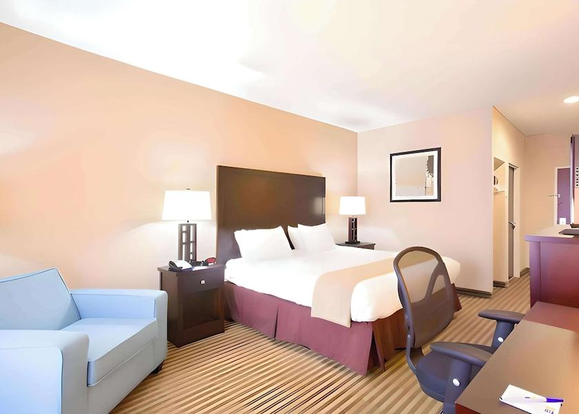 Illinois Le Roy Room
