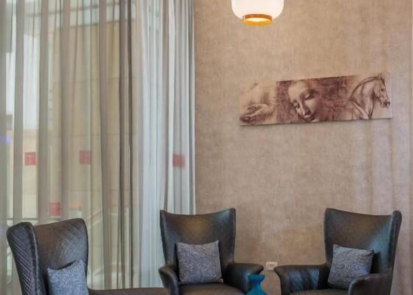  Bat Yam Exterior Detail