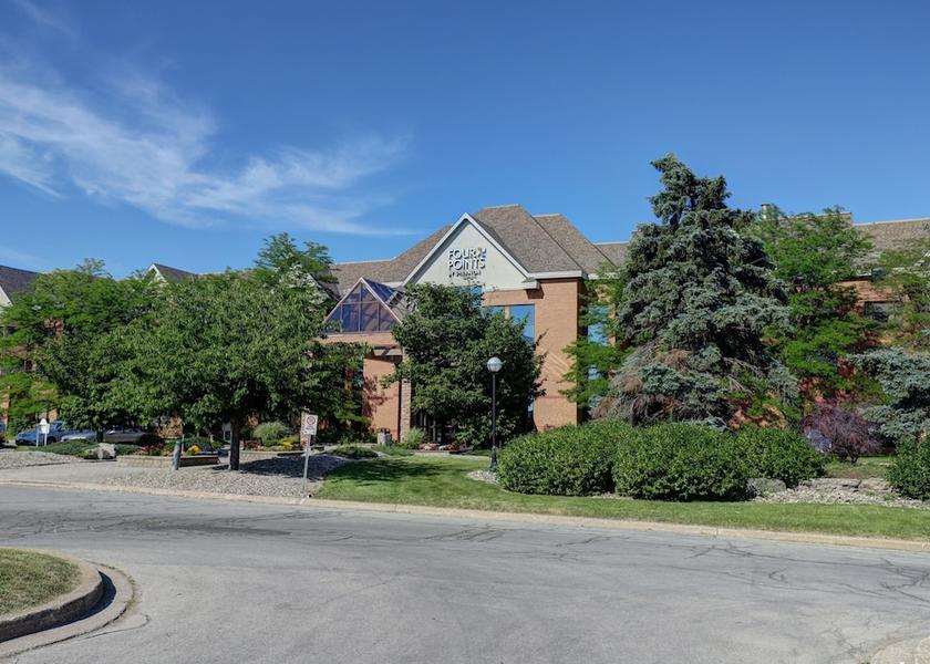 Ontario Thorold Exterior Detail