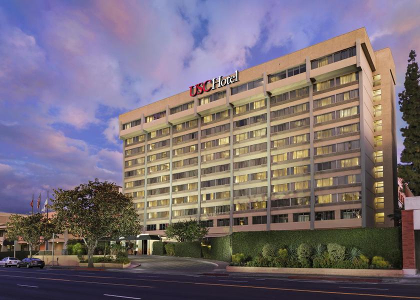 California Los Angeles Hotel Exterior