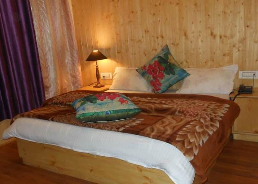 Himachal Pradesh Kullu Deluxe Room