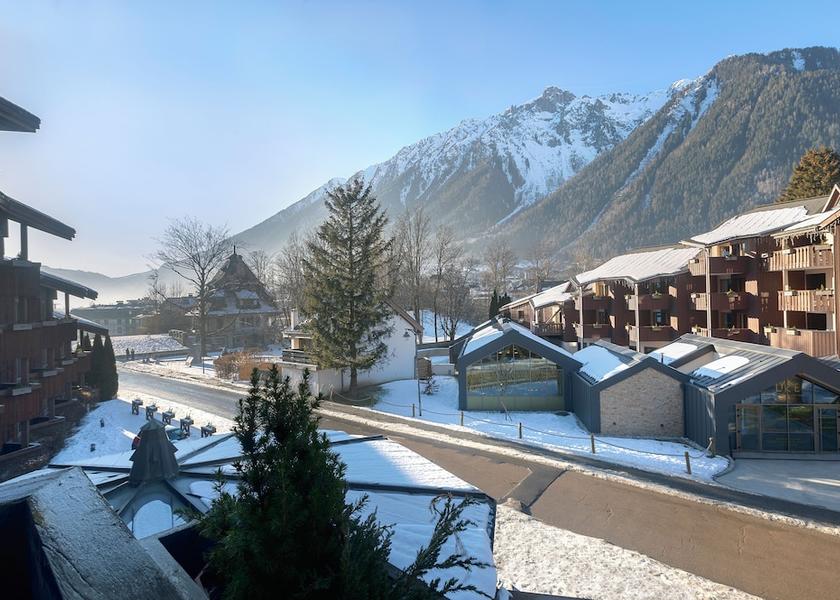 Auvergne-Rhône-Alpes Chamonix-Mont-Blanc Exterior