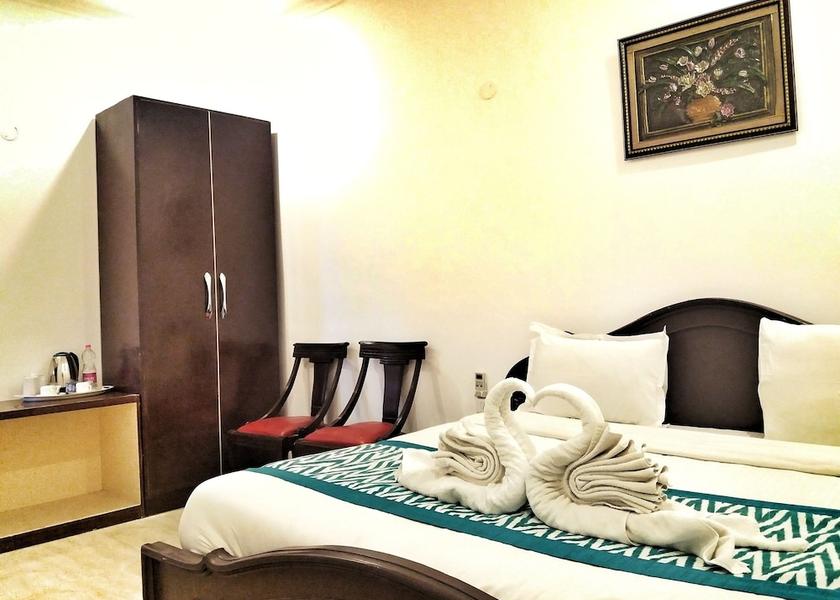 Delhi Delhi Room