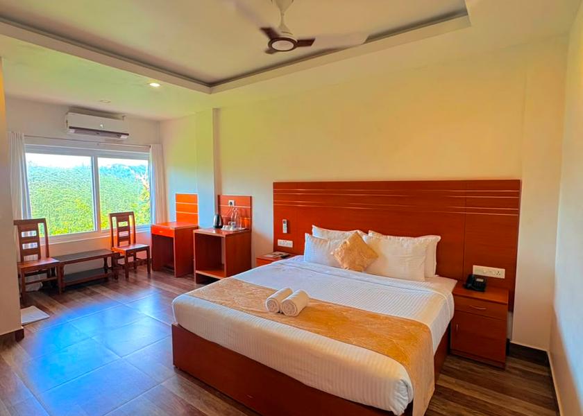 Kerala Munnar Deluxe Double Room