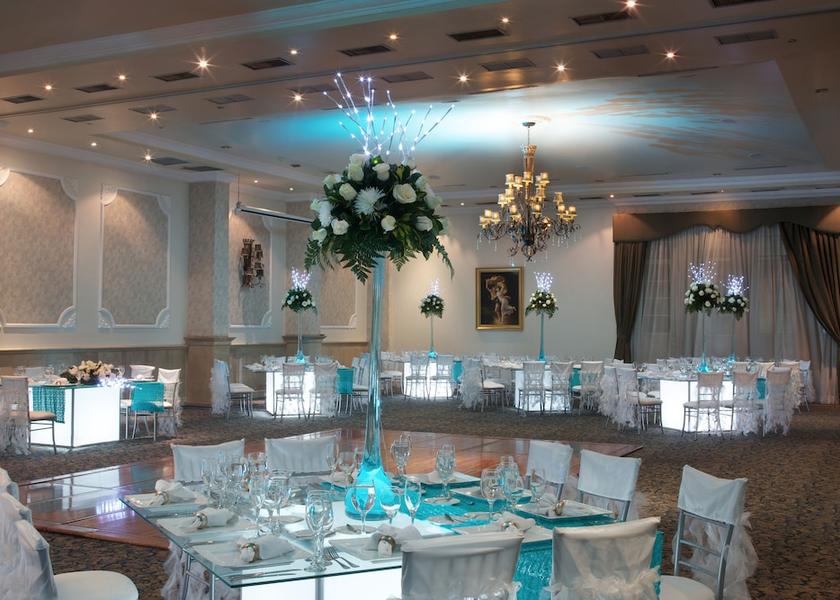  Quito Banquet Hall