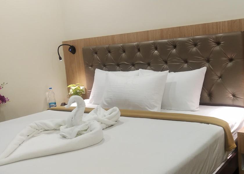 Tamil Nadu Trichy Amuthams Delight AC Room