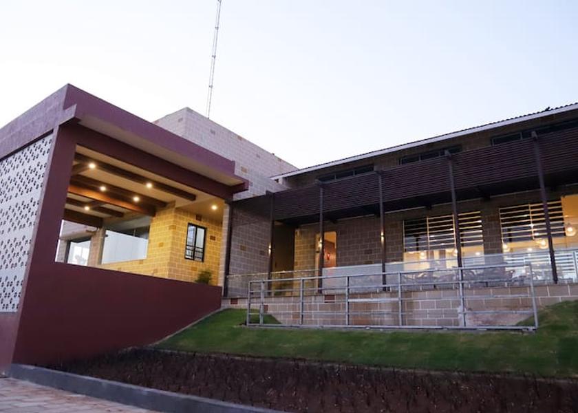 Gujarat Sasan Gir Hotel Exterior