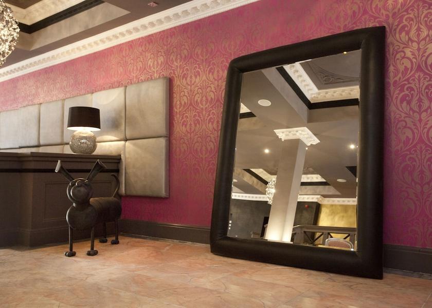 England Nottingham Lobby