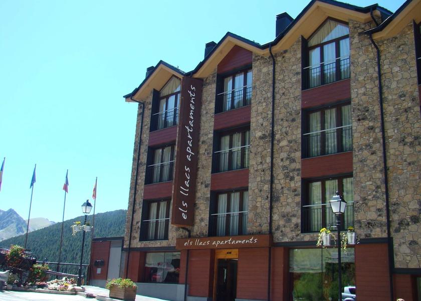  Bordes d'Envalira Facade